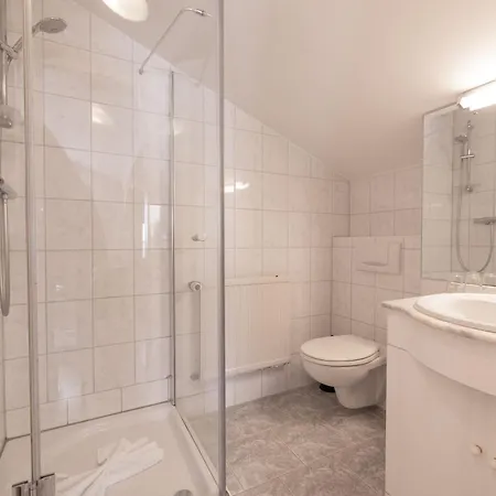 Granitz, Ostseebad Sellin, Insel Ruegen, *